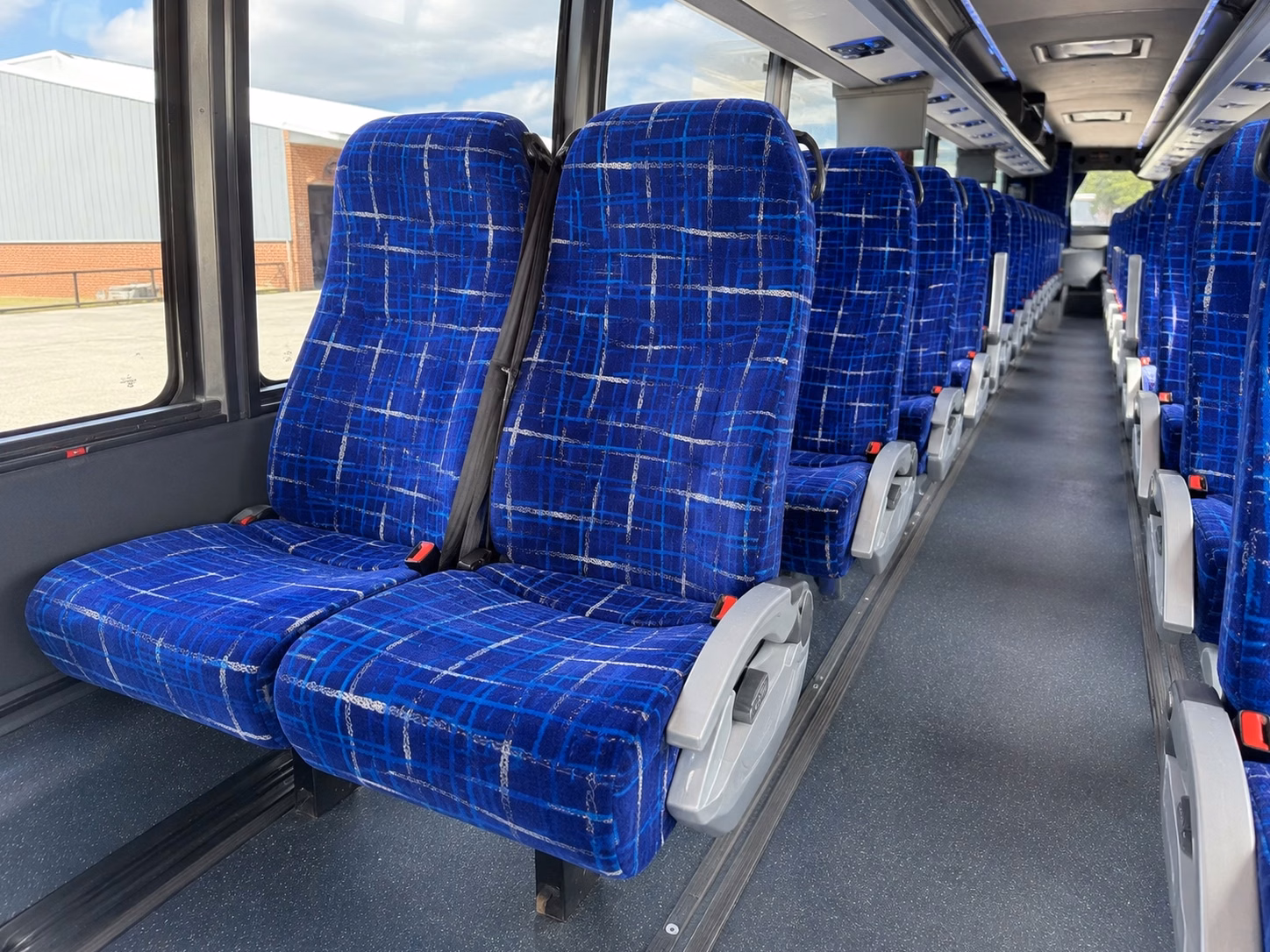 does the day of the week change what a bus costs in summerville south carolina