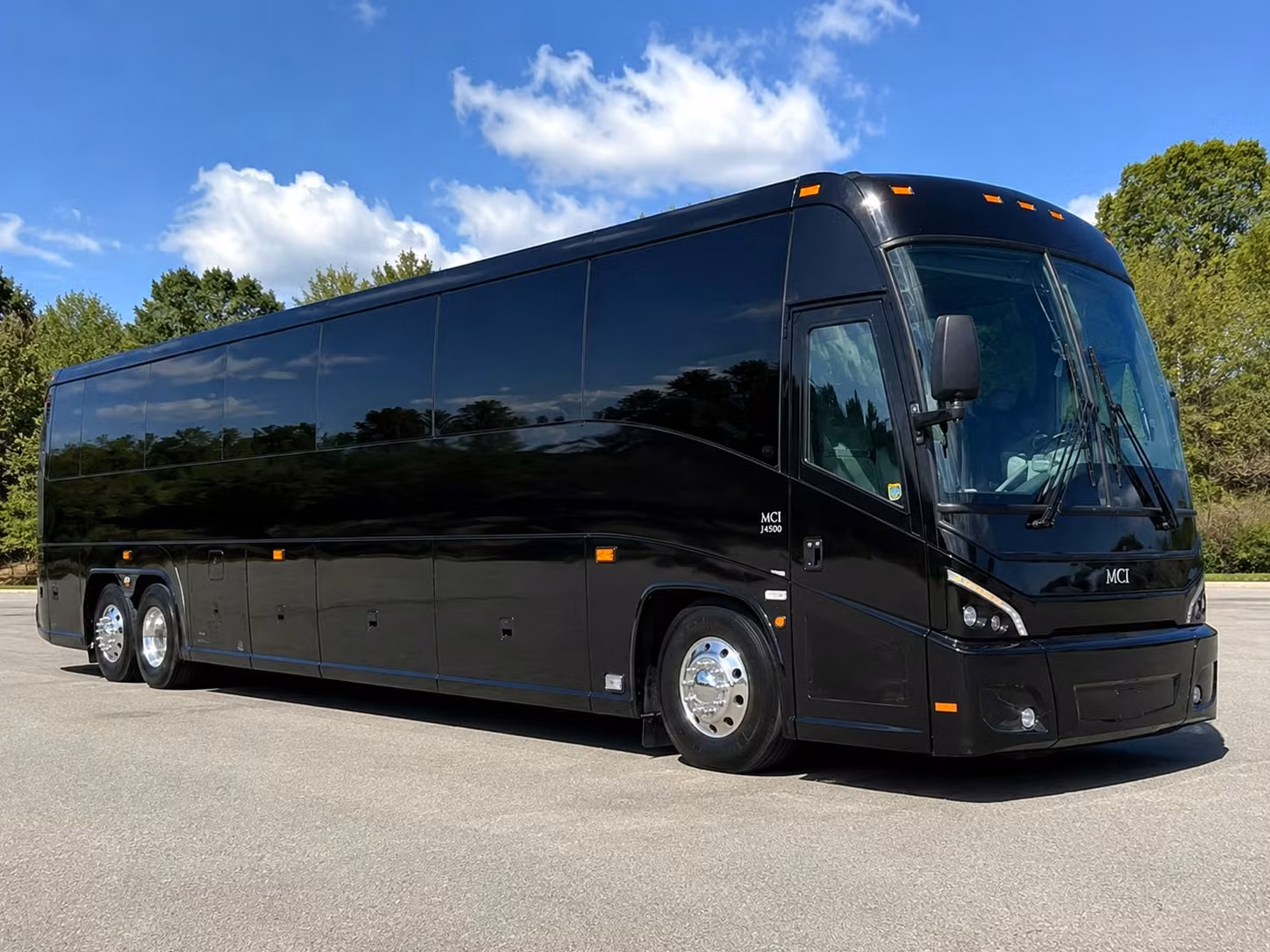 science field trips from summerville are easy with a charter bus rental